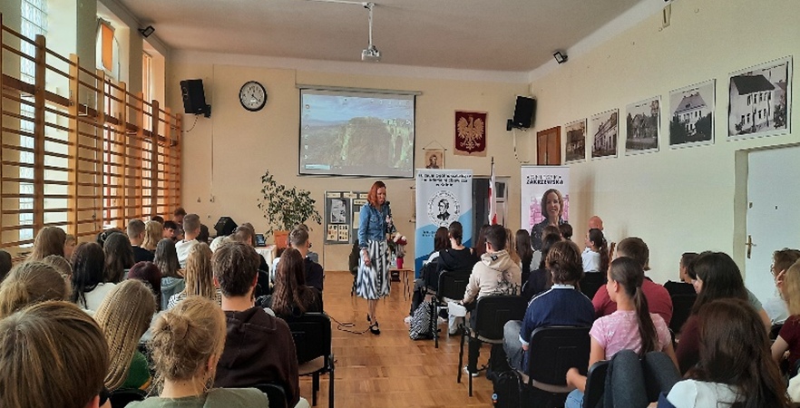 Spotkanie autorskie z Anieszką Zakrzewską